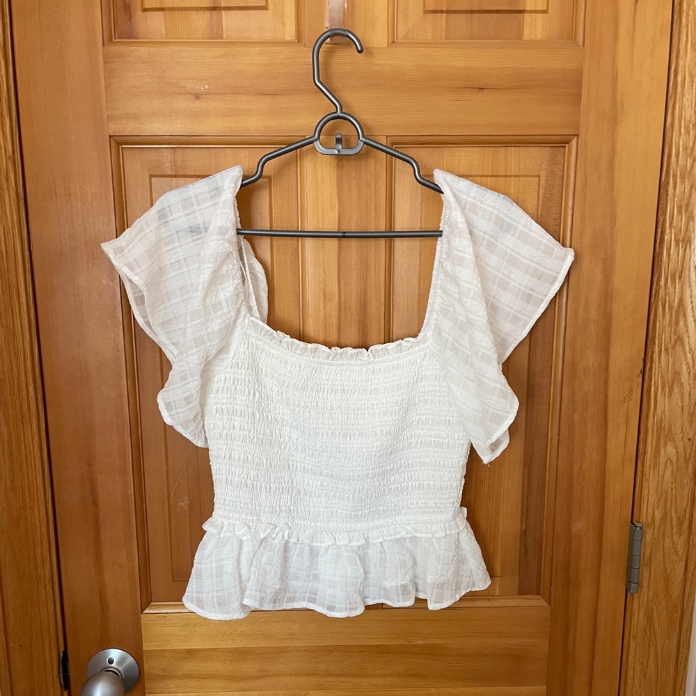 Astr The Label January Smocked Flutter Sleeve Whi… - image 3